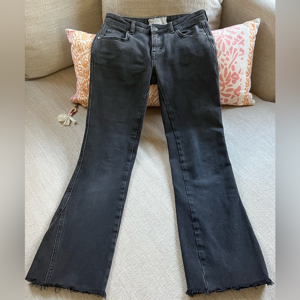 Free People Black Frayed Flare Jeans. Women's Size: 24R.